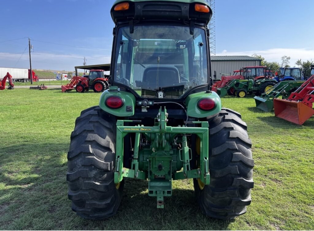 2017 John Deere 4044R Tractor 4WD